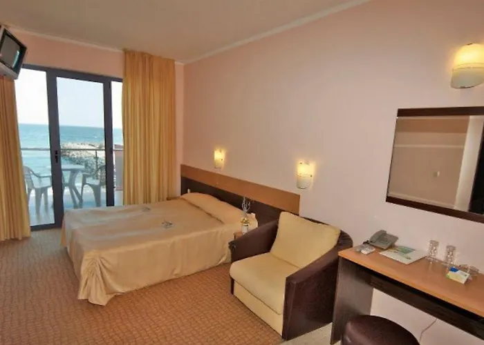 Хотел бижу Равда